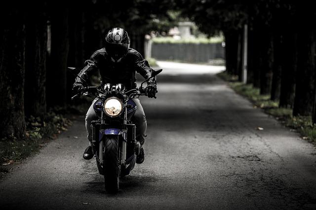 16ZR800D_44JBLKDRS2CG_C
